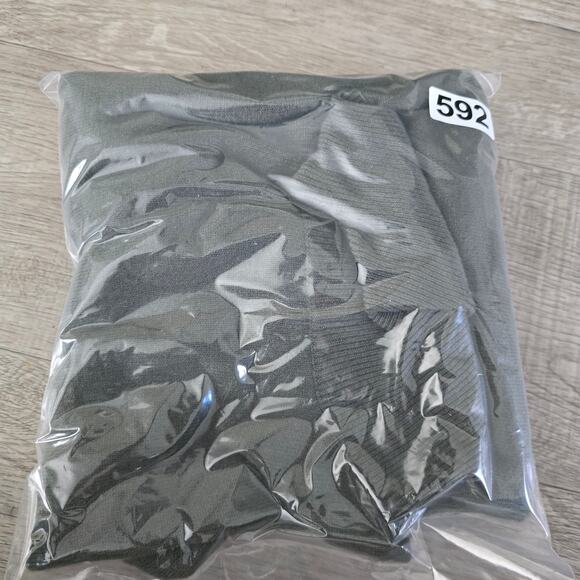 Benetton Cashmere Turtleneck Sweater Green Italy Minimalist Soft Cozy Luxury - Picture 6 of 6